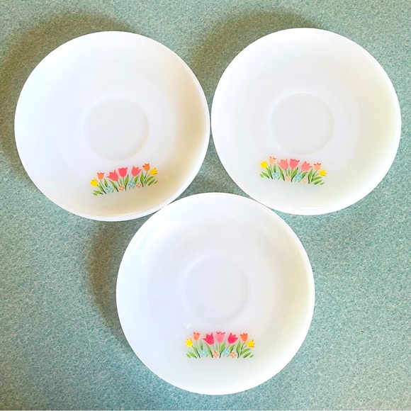 Fire-King Tulips Vintage Saucers - Picture 1 of 9